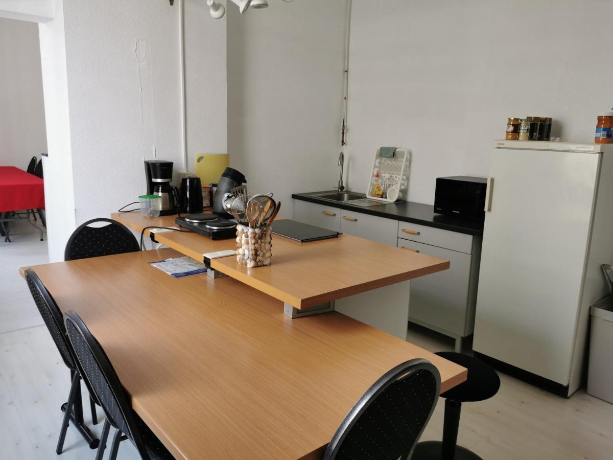 Ostend Backpackers Lodge Dış mekan fotoğraf